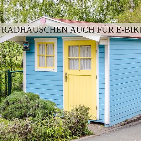 Haus Krabbe Zimmer Ohne Kueche, Fuer 1-2 Personen, Doppelbett, Zentral Gelegen Zwischen Cuxhaven Und Bremerhaven, Hunde Kostenfrei Willkommen, Kostenfreier Parkplatz Wremen Buitenkant foto