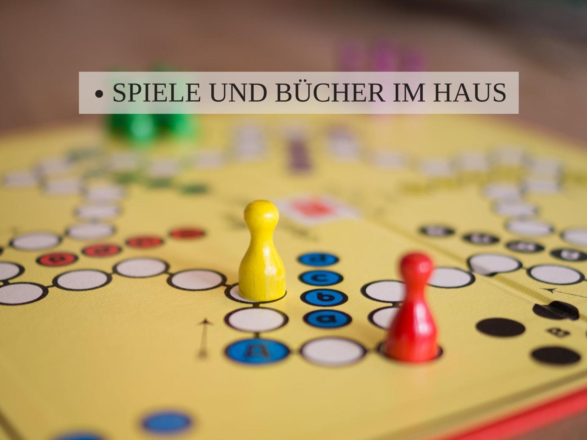Apartment Haus Krabbe Ohne Kueche, Fuer 1-2 Personen, Doppelbett, Zentral Gelegen Zwischen Cuxhaven Und Bremerhaven, Hunde Kostenfrei Willkommen, Kostenfreier Parkplatz *
